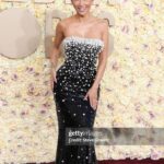 Jeannie Mai Instagram – Golden at the Globes✨ @wwd #goldenglobes