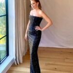 Elizabeth Banks Instagram - Off to present at the @goldenglobes in @dolcegabbana 🖤 Tune in at 8 ET | 5 PT on @cbstv and stream on @ParamountPlus #GoldenGlobes

Styling: @erinwalshstyle 
Hair: @claytonhawkins
Hair assist: @travyboyhair
Makeup: @adambreuchaud
Dress: @dolcegabbana
Jewelry: @messika
