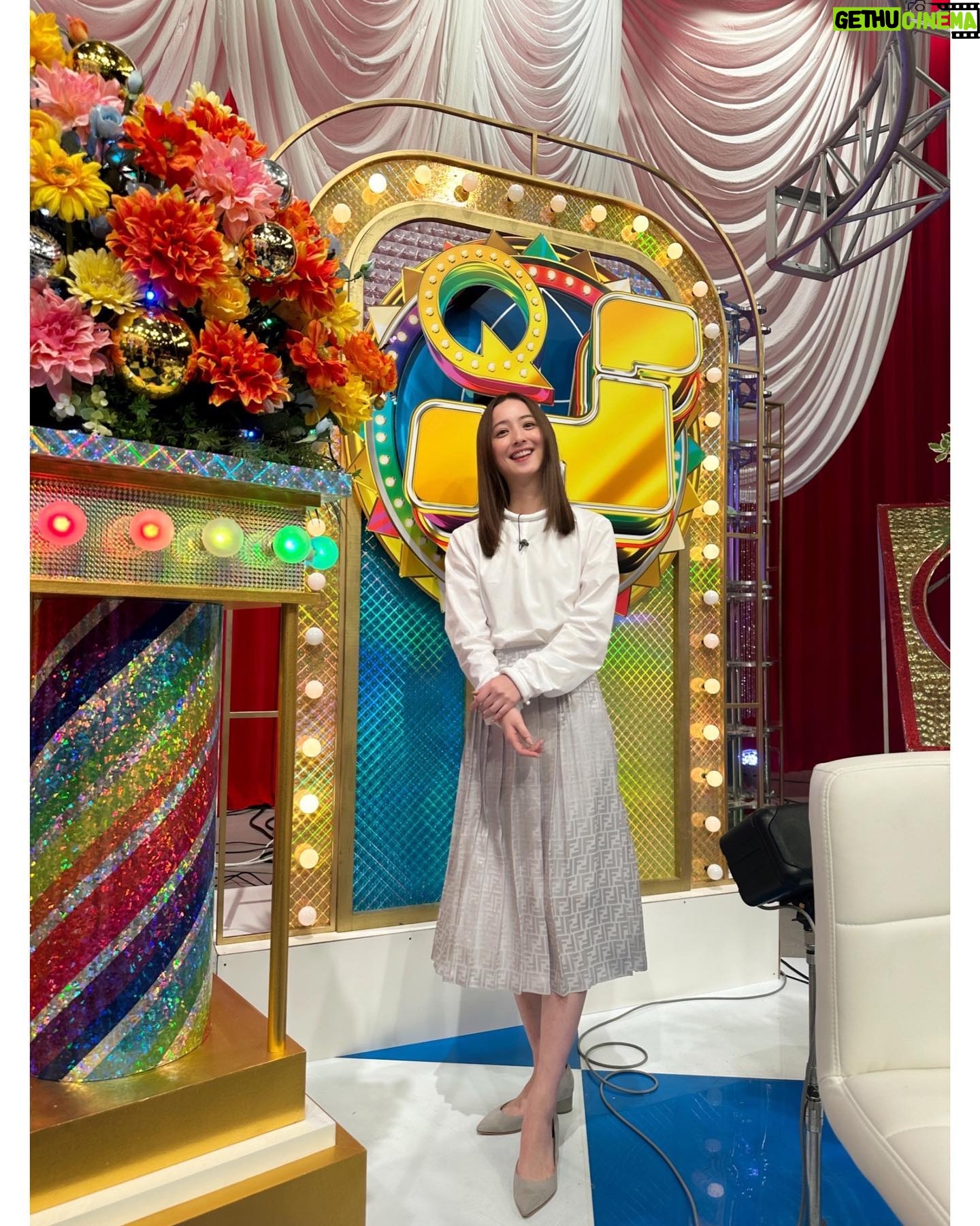 Nozomi Sasaki Instagram - .
outfit #fendi
styling #天津亜紀 さん
hair&makeup #犬木愛 さん