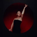 BIBI Instagram - @cosmopolitankorea @qeelinjewellery ❤️🖤