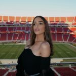 Olivia Culpo Instagram - Football   food   felines 🐱❤️ @levis