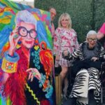 Iris Apfel Instagram - #FanArtFriday 🌈 
🎨: @tatyalexahoroshko