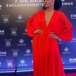 Juliana Alves Instagram – Pega esse grande momento da exibição de “O Sequestro do Voo 375” na Gala de Encerramento do Festival do Rio! 

Eletrizante e emocionante! Esse filme é algo inédito, que eleva o nosso cinema nacional. Que orgulho fazer parte disso!

Noite de celebração e com elenco, diretores, produção e queridos amigos. 

Em breve trago mais desse projeto incrível pra vocês.

Obrigada, @cibelesantacruz.elenco , @ilanabrakarz , @marcusbaldini , @estudioescarlate e @starplusbr 🎥💜❤️✨✨✨