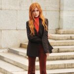 Katherine McNamara Instagram - It’s #KissAGingerDay! Choose your fighter… 💋