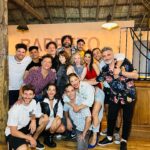 Nicolás Vázquez Instagram – Ayer festejamos el reestreno y la sala llena con todo el equipo de Tootsie como niños en @blowupexperience 
exposición de Arte Inflable, que manera de disfrutar y reírnos. 
@dgexperiencecom y cenamos en un lugar espectacular como
@barreto_larural en la rural.
Bendecidos por tanto!!