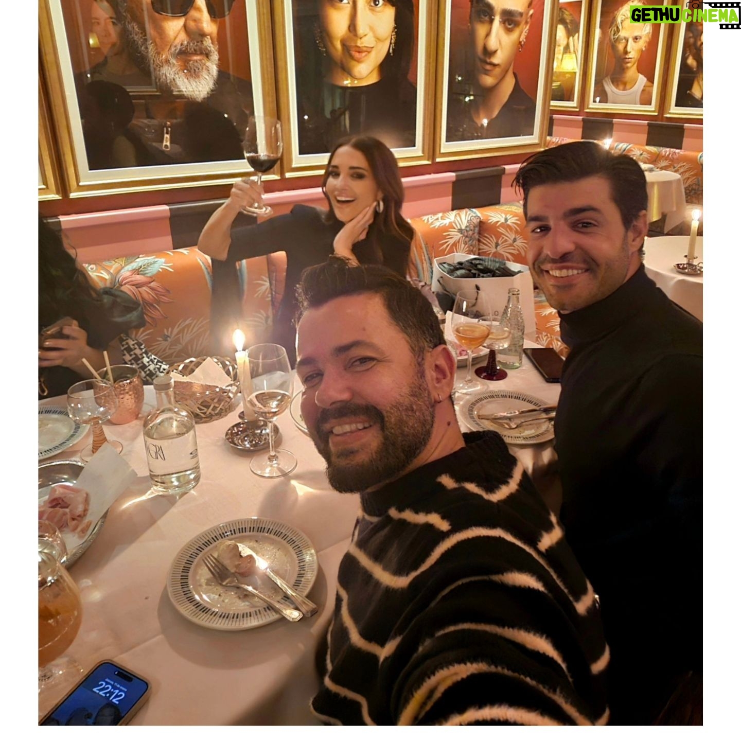Paula Echevarría Instagram - My friend is in the city!!! 💥
@michaelcostello
@migueltorres
@mikvarez
@anaantic
@suwanaperry