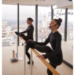 Paula Echevarría Instagram - Hoy he sido muy feliz en la presentación de mi nueva  colección para @primark! 
Haciendo una de las cosas que más me gustan, una clase de ballet con mi @yaskerr que lo preparó todo al detalle y se involucró al 500% y compartiéndola con un grupo de mujeres preciosas por fuera y por dentro que aguantaron como "jabatas"! Bueno, un grupo de mujeres y un valiente que se apuntó en el último momento y lo dio todo! (@mikvarez te adoro)
La organización de mis #PrimarkGirls, @primarkpr.es, @belenperalba , @alitsanroman , @sofialeyn, fue una maravilla, todo taaan bonito y con ese buen rollo que las caracteriza siempre ♥️ 
Gracias a todos los amigos que vinisteis a compartir este día tan especial conmigo! 🫶🏼🌹

#PaulaEchevarriaXPrimark

📸 @leticiadiazdelamorena ♥️