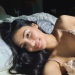 Sanya Lopez Instagram - Another day, another chance.
Don’t dwell on what went wrong.
Just learn and focus on what to do next. 🤍