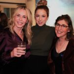 Mayim Bialik Instagram – So grateful to @ilizas for spearheading our benefit last week to support the life saving work of @unitedhatzalahofisrael and so thrilled that @ChelseaHandler came to support us. It was a very powerful evening – it felt really good to be together. 

Photo Credit: Oded Sharoni