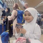 Wawa Zainal Instagram - InsyaAllah sekejap lagi wawa dan team akan menunaikan ibadah umrah . Maafkan salah silap wawa secara sengaja atau pun tidak. InsyaAllah doakan kami .