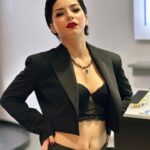 Merve Boluğur Instagram - Bugün 🔪 kıyafet @yusufcandirik