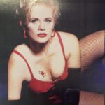 Erika Buenfil Instagram – Un recuerdo me encontré ésta foto. 😘 bonito día