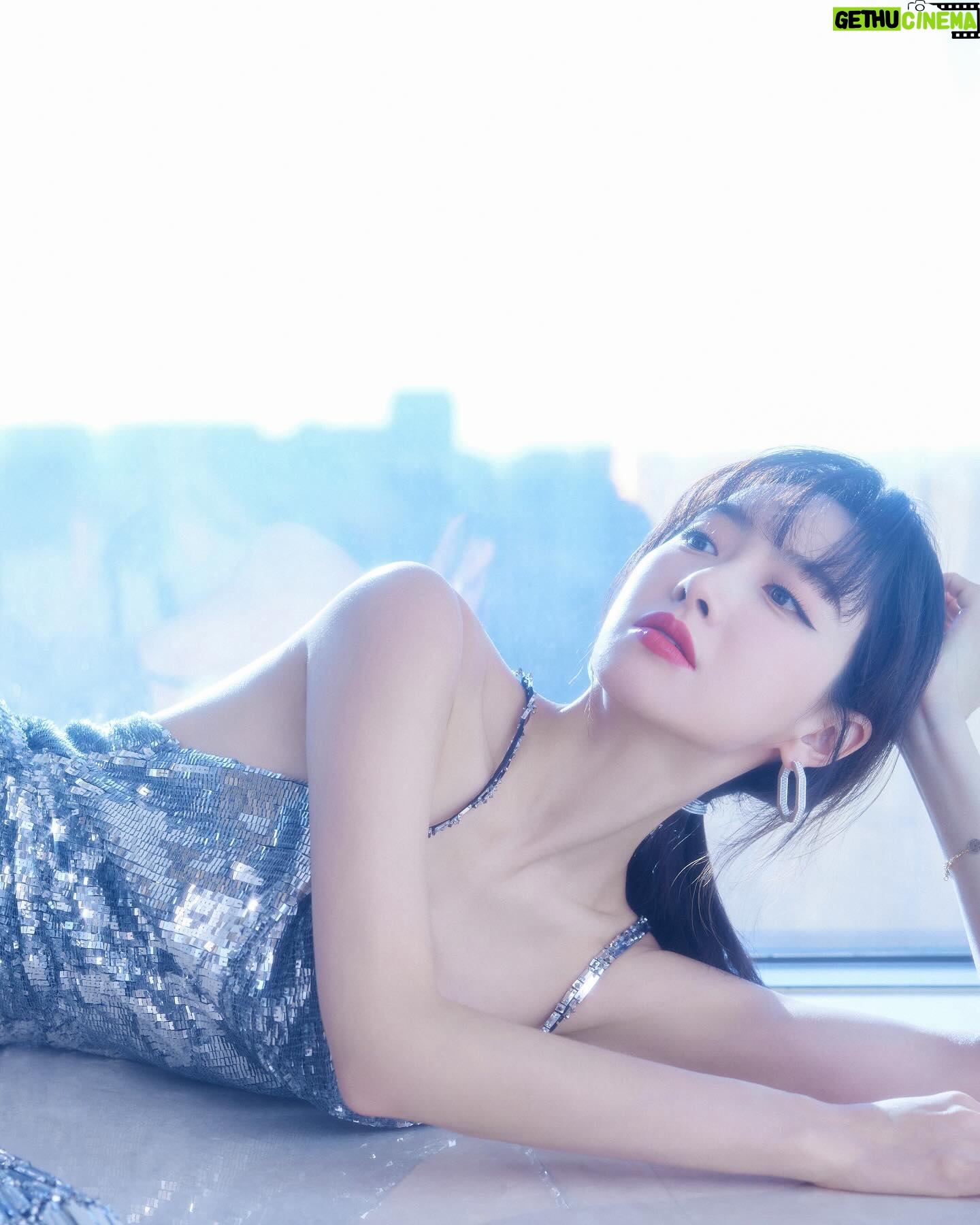 Victoria Song Instagram - @alexandrevauthier 🩵