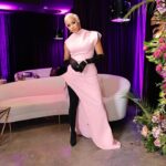 LeToya Luckett Instagram - ✨LAST NIGHT✨

I had a tiiiime hosting the red carpet & backstage pass for @urbanonehonors

#BestinBlack

Photographer || @dreanicolephotography