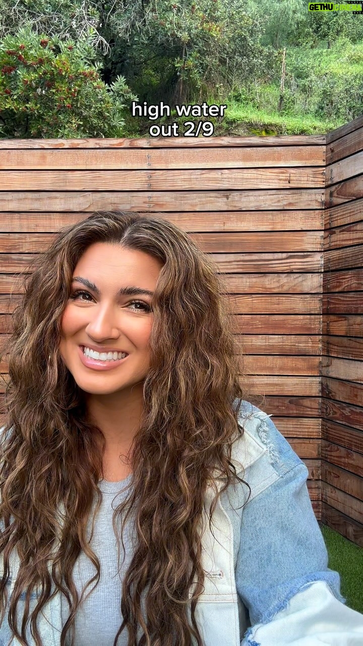Tori Kelly Instagram - high water out 2/9 ♡
dm me the word ‘tori’ to pre-save!