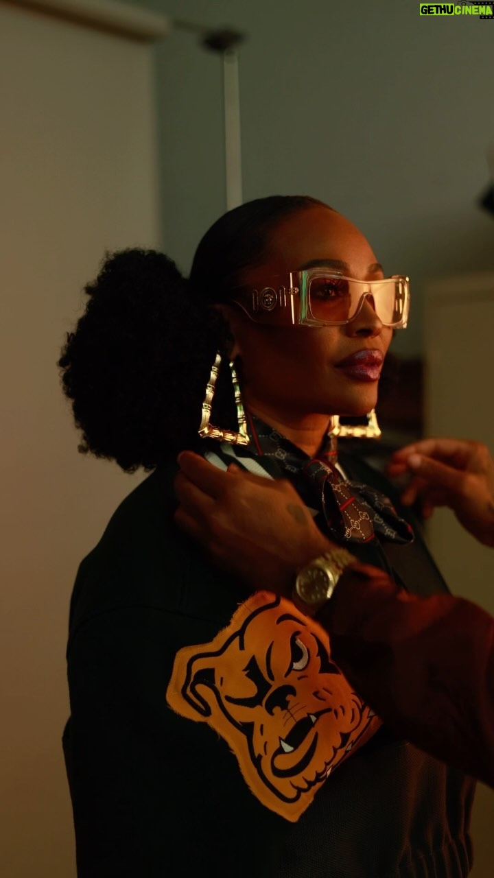 Cynthia Bailey Instagram - βit takes a village. shout out to my amazing team of creators & visionaries who continue to push me & believe in me.
thank you for your time, hard work & patience.
we got some fun & amazing stuff coming in 2024!βπ
#cynthiabailey
#behindthescenes
#model
Creative Direction:
@mrdblanks & @josequervomusic
Camera Op: @j.paschalphoto
Wardrobe Stylist: @josequervomusic
Assistant Stylist: @emoney3k
Clothing from: @opulencestylehouse
Makeup: @tony_stylez
Hair: @scottspencermiller
Production Assistants:
@rIx_4k @jeffery.jpeg