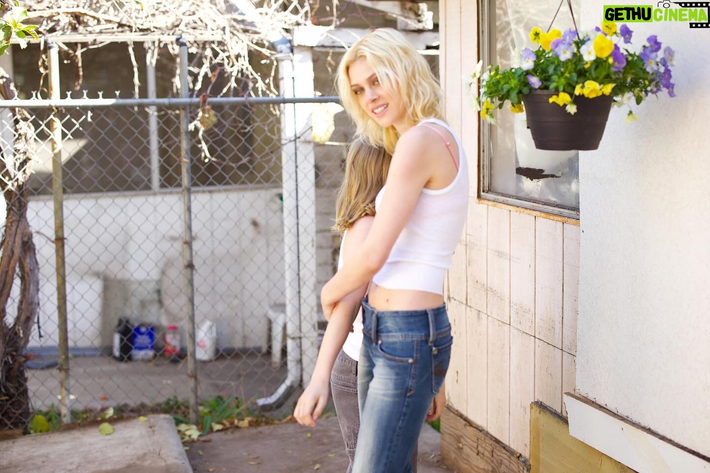 Nicola Peltz Beckham Instagram - 🩷🩵🩷 lola & arlo 🩷🩵🩷