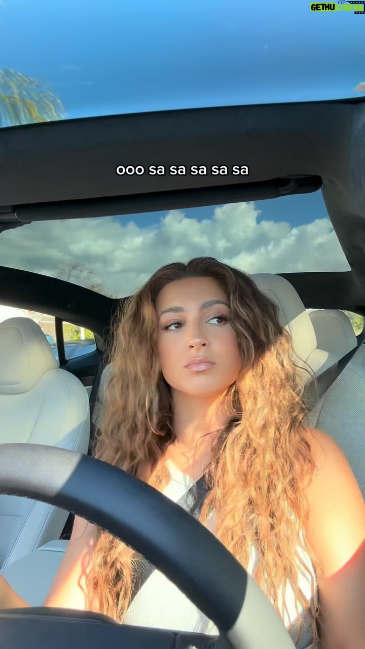 Tori Kelly - 101.6K Likes - pre-save link in bioπ«ΆπΌβ¨