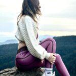 Fabiola Guajardo Instagram - Take time to recharge your body, mind & soul ⛰️✨
@alo @aloyoga