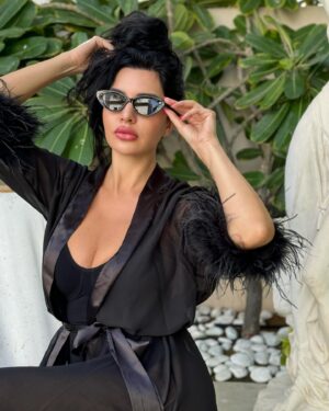 Lamitta Frangieh Instagram - @FashionNova my valentine package, cute, romantic, seductive, luxury look for affordable prices! 

- cozy kisses 💋 plush PJ robe 
- Cupid ‘s girl PJ Short set 
- be my sweet heart PJ pant set 
- softest touch feather long black robe 
- special rose sheer embroidered 3 piece set 
.
.
.
#fashionnovaembassador #fashionnovacurve #fashionnovababe #fashionnovadress #fashionnovavalentinesday #valentinegifts #lamittafrangieh
