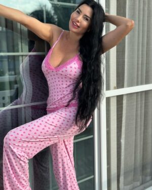 Lamitta Frangieh Instagram - @FashionNova my valentine package, cute, romantic, seductive, luxury look for affordable prices! 

- cozy kisses 💋 plush PJ robe 
- Cupid ‘s girl PJ Short set 
- be my sweet heart PJ pant set 
- softest touch feather long black robe 
- special rose sheer embroidered 3 piece set 
.
.
.
#fashionnovaembassador #fashionnovacurve #fashionnovababe #fashionnovadress #fashionnovavalentinesday #valentinegifts #lamittafrangieh