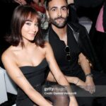 Aitana Instagram – Gracias @donatella_versace @versace por invitarme a este increíble desfile. Gracias también por haberme dado la oportunidad de ver la casa de Gianni Versace, conocer a personas que siempre he admirado y disfrutar de una noche sinceramente increíble. Os AMO.