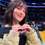 Aitana Instagram - 💛💜 @lakers 💜💛 🤝 de las mejores noches de mi vida 🥇🥇🥇🥇🥇🥇🥇