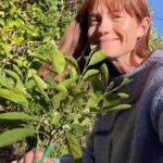 Bonnie Wright Instagram - We planted Elio’s tree 🍊 using our new everlasting hose from @hello_goodland Our magic ceremonial ingredient was a piece of our placenta! The rest of which I’ve been taking as tablets that our midwives dehydrated @dosmidwifery🩸We can’t wait to witness Elio’s growth alongside his tree on the land we love!