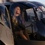Kinsey Wolanski Instagram – A little day in the life as a pilot ❤️ 

#pilot #helicopter #girls #adventure