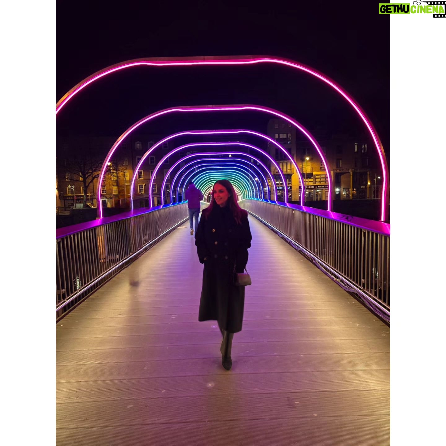 Paula Echevarría Instagram - Dublin. Day 1.