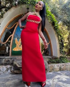 Cynthia Bailey Instagram - Today is National #WearRedDay. Join me in supporting women raising awareness that cardiovascular disease is the No. 1 killer of women.❤️

#nationalwearredday 
#cynthiabailey 
@goredforwomen
@americanheart
