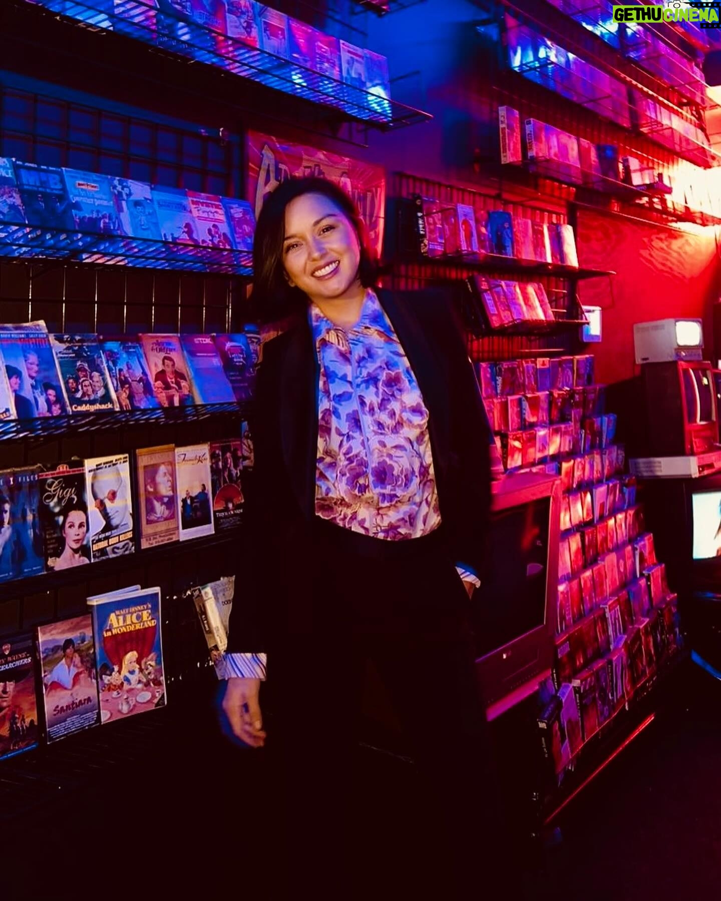 Beauty Gonzalez Instagram - Thank you L.A it was a quickie but a goodie π
The first ever @manilaintlfilmfest was fun.
Thank you @reinsmika and @callmemadz for the company.
Miss you guys already.π©·