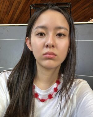 Park Ji-hu Instagram - 🌺 알로하
