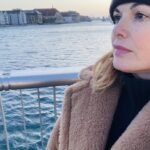 Vanessa Incontrada Instagram - È sempre bello viaggiare 😊😊🌺@copenaghen 👍