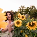 Caterina Scorsone Instagram – A little sunshine. My friend @howcarolinecarolines takes pictures and makes people laugh and holds them when they cry.🌻