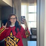 Anna Cathcart Instagram - channeled my energy from the last photo all weekend long🤝 thank you @nhl for a trip filled with good times and good ol’ hockey #NHLallstar