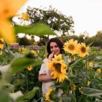 Caterina Scorsone Instagram – A little sunshine. My friend @howcarolinecarolines takes pictures and makes people laugh and holds them when they cry.🌻