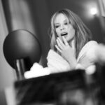 Kylie Minogue Instagram – Want a glimpse of getting Grammys-Ready? #Bathrobeandslippersheavy 😅