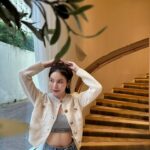 Worranit Thawornwong Instagram - ยินดีกับธุรกิจใหม่พี่ชายนะคะ รวยใหญ่ละ! คลีนิคดีมาก หมอเก่ง ช่วยออกแบบหน้าเริศมาก หรูหรา เฮงๆปังๆค่ะ❤️🫶🏻 @via.aesthetic.clinic