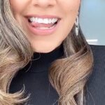 Gina Rodriguez Instagram – 😘