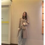 Nozomi Sasaki Instagram - 晴れてきましたね☀️
それでもまだまだ寒いので暖かくしてくださいね🧣

#FendiSS24 #PR
@fendi 
@mrkimjones 
@silviaventurinifendi 
@delfinadelettrez