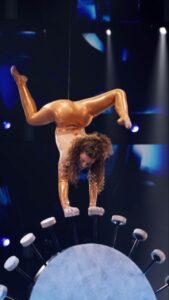 Sofie Dossi Instagram - @sofiedossi's performance was perfection 👏 Watch #AGT: Fantasy League Mondays 8/7c on @nbc and streaming on @peacock.