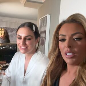 Amanda Saccomanno Instagram - Couldn’t be more happy for my best friend @sonyadevillewwe & @fit_tonicassano who tied the knot this weekend!! 💒 So happy for you both and excited for your journey, you deserve it all!! 😘🙏🏻🖤🖤

📸 @people

Honestly, wish I had more photos but we really were in the moment which is a great thing!! 😅