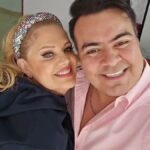 Erika Buenfil Instagram – Qué gusto verte. Tqm. 😘 @victorkhun