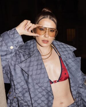 Anna-Maria Sieklucka Instagram - From Munich to Mars
@mcmworldwide your collection is from different space, indeed! Thank u for having me xoxo

#mfw with @vitkac 
.
.
.
📸 @nadiakrawiecka 

P.S. @coreen.ms.k I love u 🤍