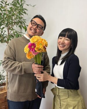 Marie Kondo Instagram - My husband Takumi surprised me with flowers for Valentine’s Day! It made me so happy! I am so grateful for special days like this where it gives us reminders to share and express gratitude to those we love. I am filled with so much joy having such a loving and supportive husband and the most loving children that make me laugh and smile every day. I hope that each of you are taking the time to love yourself and to share your love to others as well! I wish you all a very happy Valentines’ Day!

#valentinesday #grateful #sparkjoy