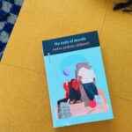 Clara Galle Instagram – Enero sin tiempo. Pero he descubierto muchos libros random para leer que no necesitan continuidad, y así una puede seguir desapareciendo de este mundo a ratitos. 
Os dejo algunos por aquí:

– “101 Essays that will change the way you think” (Brianna West): Reflexiones que ocupan dos páginas pero que ocupan el día entero rondando contigo. (También traducido al español.)

– “No todo el mundo” (Marta Jiménez Serrano): Mini historias de amor maravillosamente relatadas.

– “The Melancholy death of Oyster Boy” (Tim Burton): Simplemente un tesoro de papel. ✨

Por cierto, odiar las lentillas es lo mejor que me ha pasado en la vida!