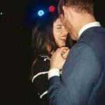 Sheryl Rubio Instagram – ❤️🥹 nunca pensé que le haría una serenata a nadie. Pero si, ayer pasó! @shapswade ¿le cantarían a sus parejas?