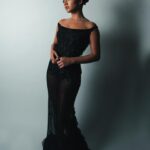 Isabela Merced Instagram - I had the honor of wearing this Versace S/S 1999 final look to the Madame Web premiere!!
This is the same dress worn by THE Naomi 😳
Thank you @tabvintage & @chloeandchenelle 🖤
Photographer: @_miazaki_