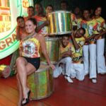 Susana Vieira Instagram – Minha bateria nota 10! Minha Grande Rio nota 1000!!! ❤️💚❤️💚
Mais um lindo desfile para a história!!! 👏🏻👏🏻👏🏻👏🏻👏🏻👏🏻👏🏻👏🏻👏🏻